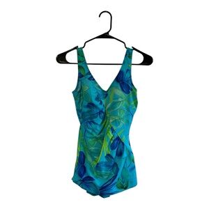 Vintage 1980s Beltex Tropical One-Piece Swimsuit w/ Skirt Made in Canada, Sz 10